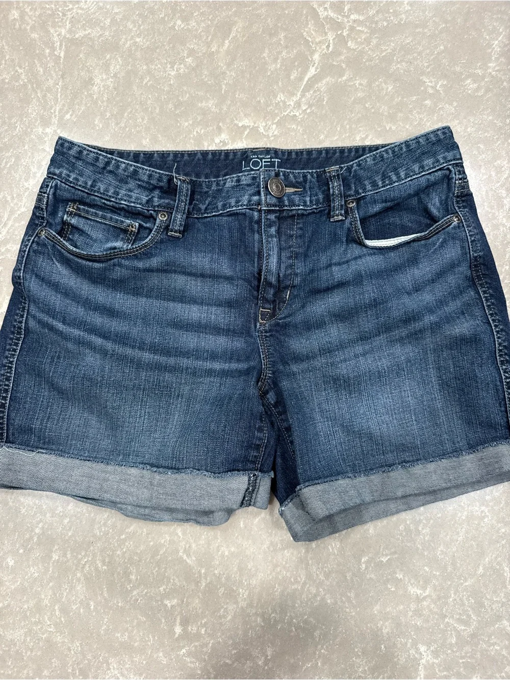 LOFT Denim Shorts Women’s 28/6 Medium Wash Cuffed Stretch Jean Shorts Casual